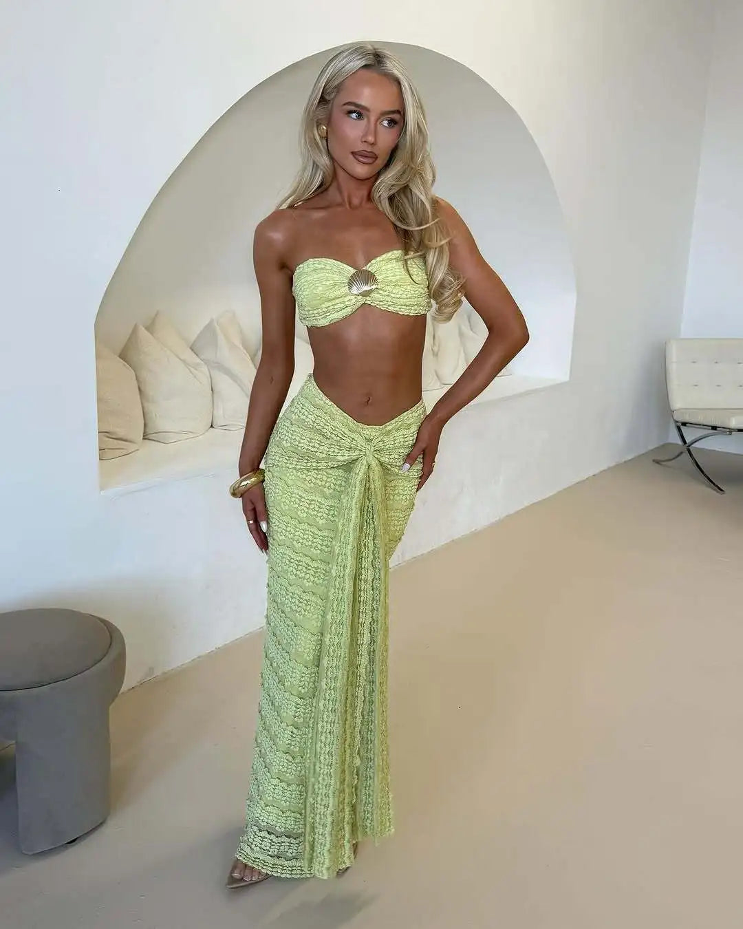 2-Piece Beachwear Outfit - Bikini & Skirt Set
