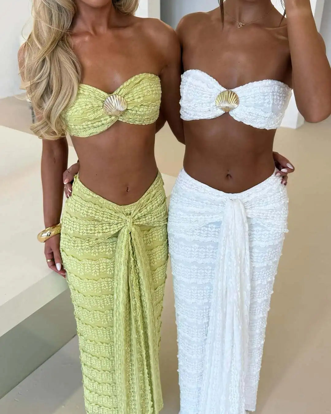 2-Piece Beachwear Outfit - Bikini & Skirt Set
